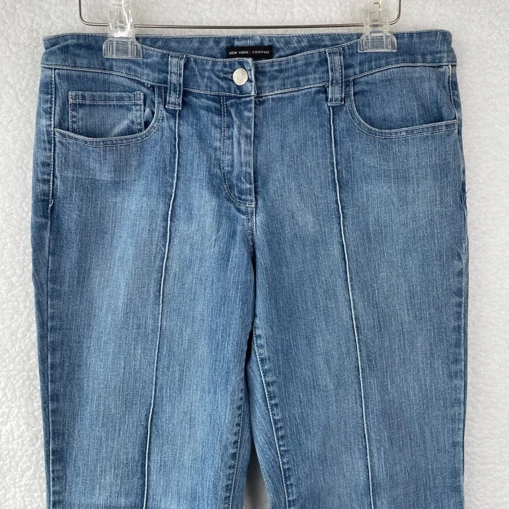 New York & Company Women Blue Pintuck Seam Flare Leg Jeans Size 10 Medium Wash - Picture 2 of 11